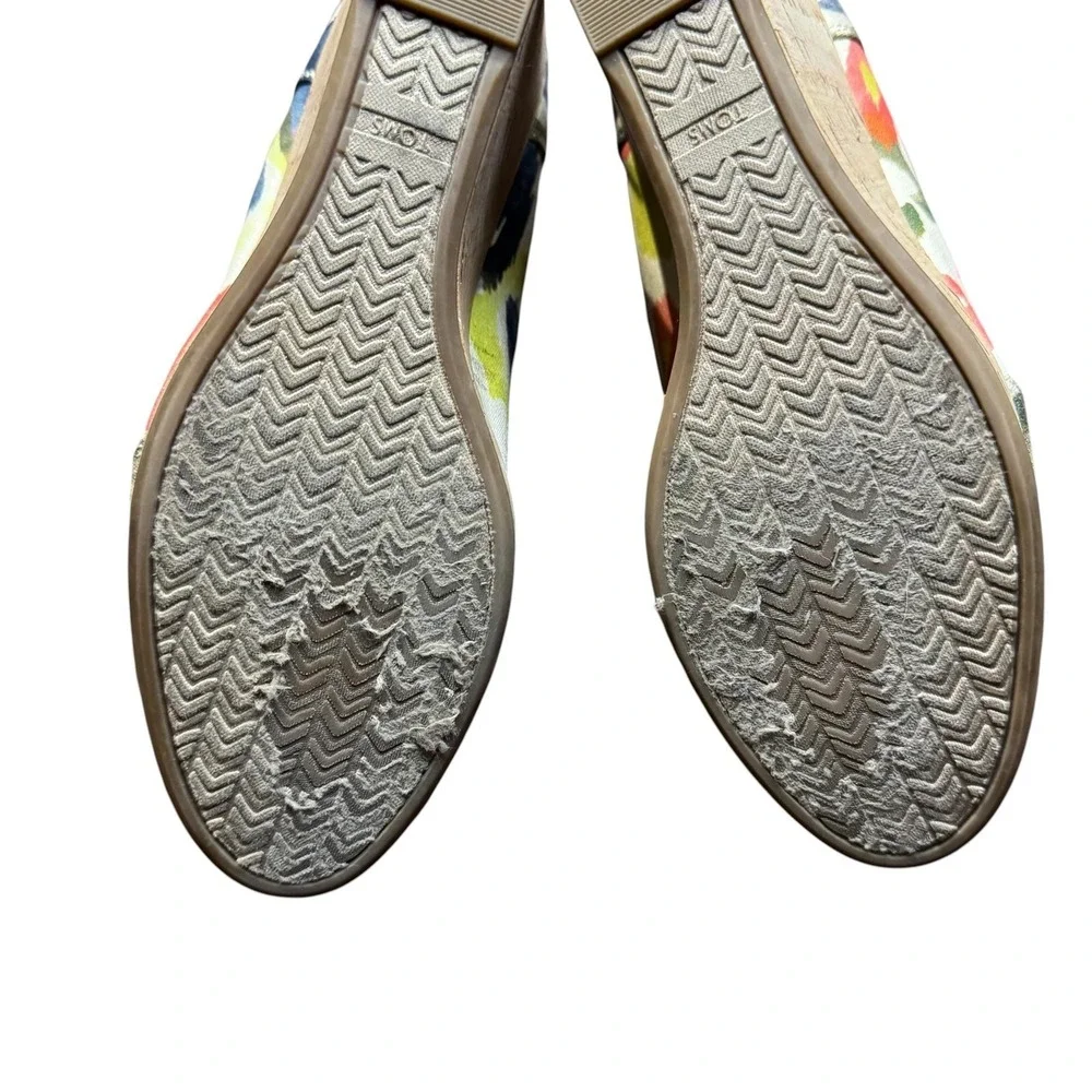 TOMS Shoes Womens Size 8.5‎ Multicolor Floral Peep Toe Cork Platform Wedge Heels